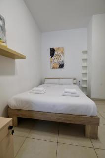 Sliema 2bed with Backyard - 4