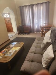 Anique's Guest house - 8