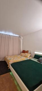 Chambre pour 4 chez Rihani près de la Tour Eiffel - París - 1