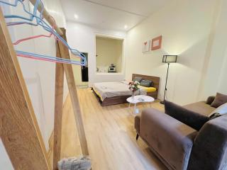 The Heart of Old Quarter - Kitchen & Washing Machine - 4