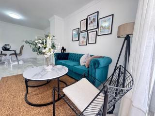 Carihuela Playa Los Nidos 1 - 8