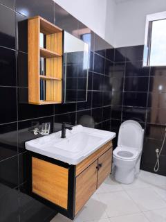 Modern Chic 1BR Bunga - 9