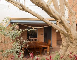 Inviting Seaside Abode - 6