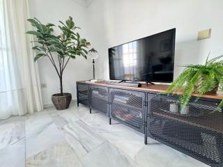 Carihuela Playa Los Nidos 1 - 4