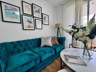 Carihuela Playa Los Nidos 1 - 6