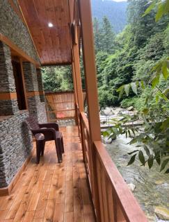 Cedarwood Cottage - 4