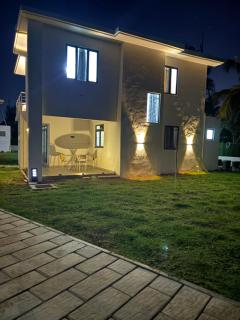 Cool Breeze Villa No 2 - 0