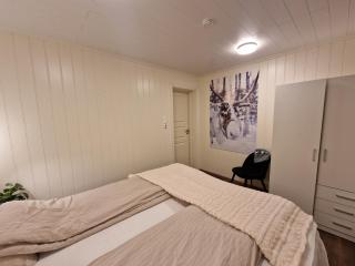 Apartment in Tromsø with jacuzzi - 3