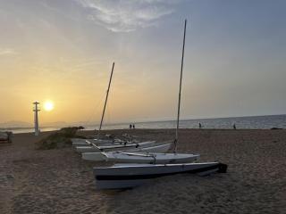 Mediterranean Escape with Garden - 4