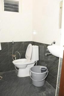 Peaceful, Spacious and AiryHome -near US Consulate - 2