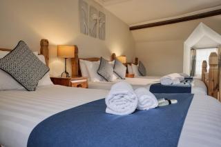 The Cromwell Arms Inn - 2