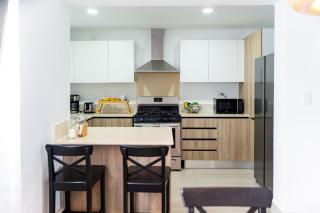 NEW UNIT WITH BEACH AND POOL ACCESS - N B301 - 6