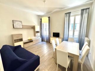 On the banks of Santa Croce - 0