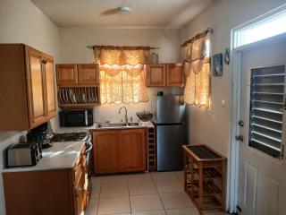 One Bedroom Apartment 1 minute walk to West Coast Beach! - 9