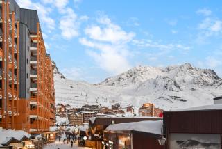 Central Apartment In Heart of Val Thorens, Ski In-Out with WiFi - 1