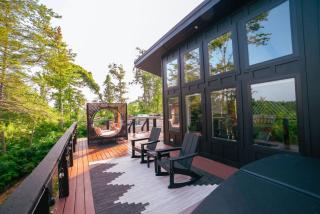 Private Lux Getaway Hot Tub Double Shower Cabana - 5