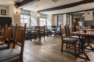 The Cromwell Arms Inn - 5