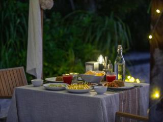 Kirulhiya Omadhoo - Live the Island Dream - 2