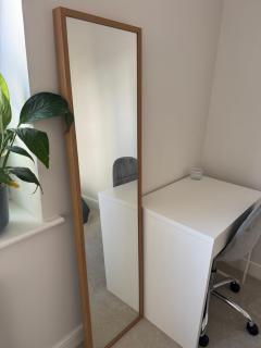 Brand-new flat, King Bed, Sofa Bed with full kitchen, Wi-Fi, self check-in Central location near everything - 8