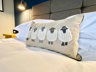 High Style Apartment - 3