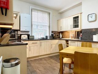 High Style Apartment - 8