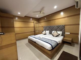 Grand View Inn Hotel - 2