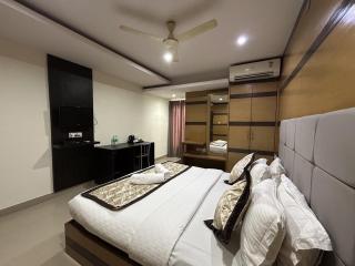 Grand View Inn Hotel - 9