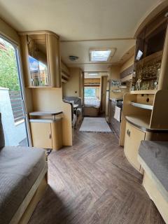 Caravana dintre nuci - 4