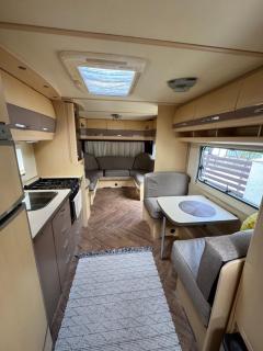 Caravana dintre nuci - 3