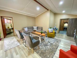 Modern Van Riebeeck Park Accomodation - 7