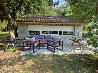 Cottage with large garden - 4