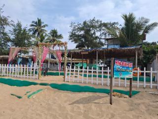 Myna beach stay - 3