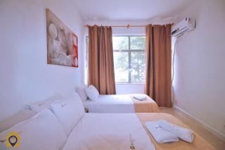 Praia de Copacabana: 2 quartos até 6 pessoas - 2