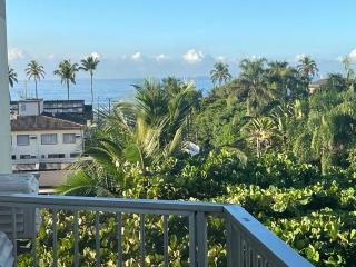 Vista para o mar, 1 quadra da praia, 3 quartos, 2 suítes, com serviço de praia - 0