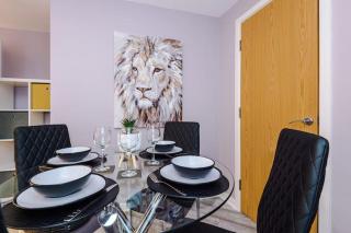 Modern 2-Bed Apartment in Warrington - 9