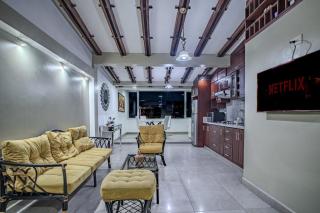 Premium Duplex Suite Rooftop & Comfort Center - 0