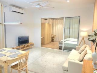 Mumz Service Apartment At Quill Residence - 9