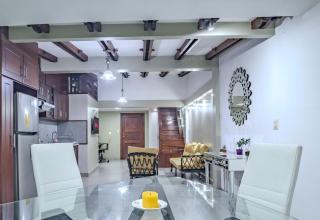 Premium Duplex Suite Rooftop & Comfort Center - 8