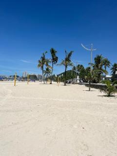 Vista para o mar, 1 quadra da praia, 3 quartos, 2 suítes, com serviço de praia - 7