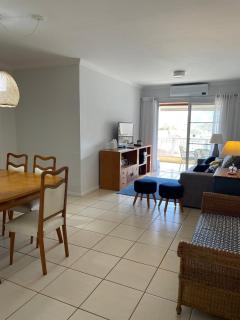 Vista para o mar, 1 quadra da praia, 3 quartos, 2 suítes, com serviço de praia - 8