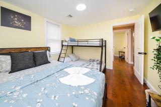 Generous 6BR Milton Getaway - Pet-Friendly Near I-93 & Blue Hills 172 - 8