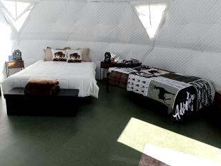 Beautiful Dome for a Romantic Glamping Escape with Breathtaking Views in Montana - 9