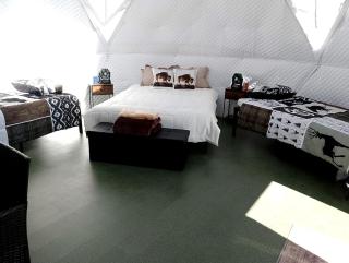 Beautiful Dome for a Romantic Glamping Escape with Breathtaking Views in Montana - 6