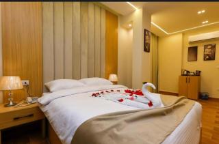 Honey OF The Pyramids - Caïro - 5