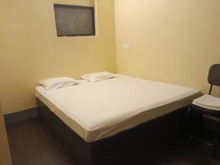 BM Shaw Guest House - 1