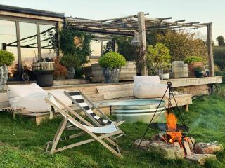 Family Gem in Bath, sleeps 18, stunning view - 8