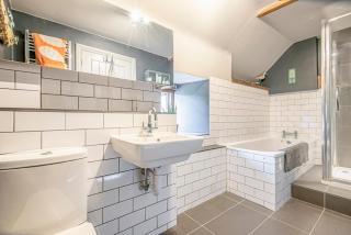 Family Gem in Bath, sleeps 18, stunning view - 5