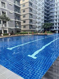 Condo in Shore 3 Residences, Pasay - 3