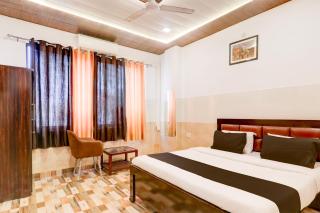 Collection O Queen's Palace - 0