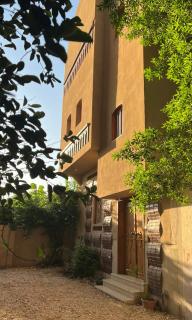 Lady of the Sun Guesthouse - 9